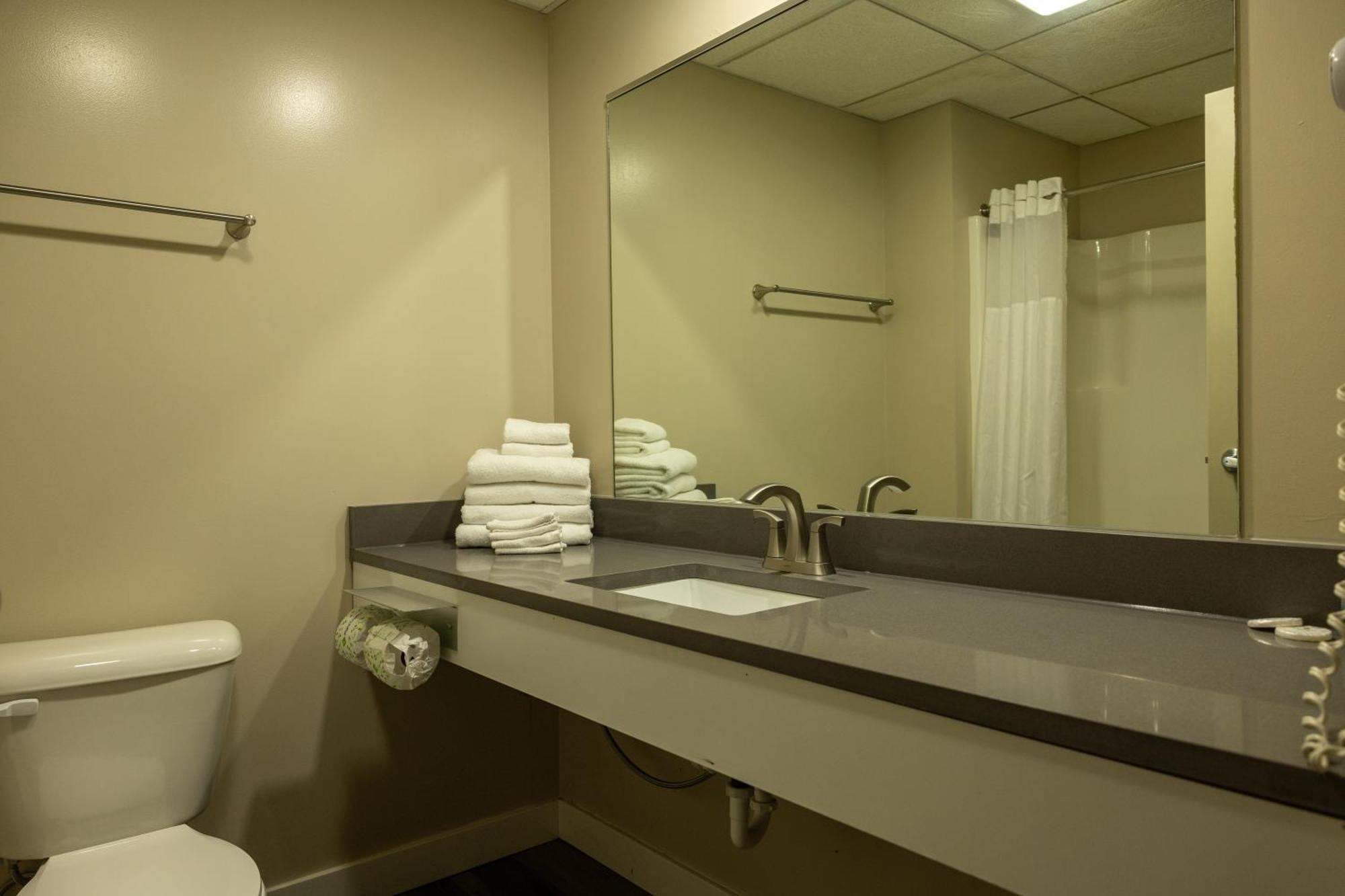 Hotel Islander Put-in-Bay