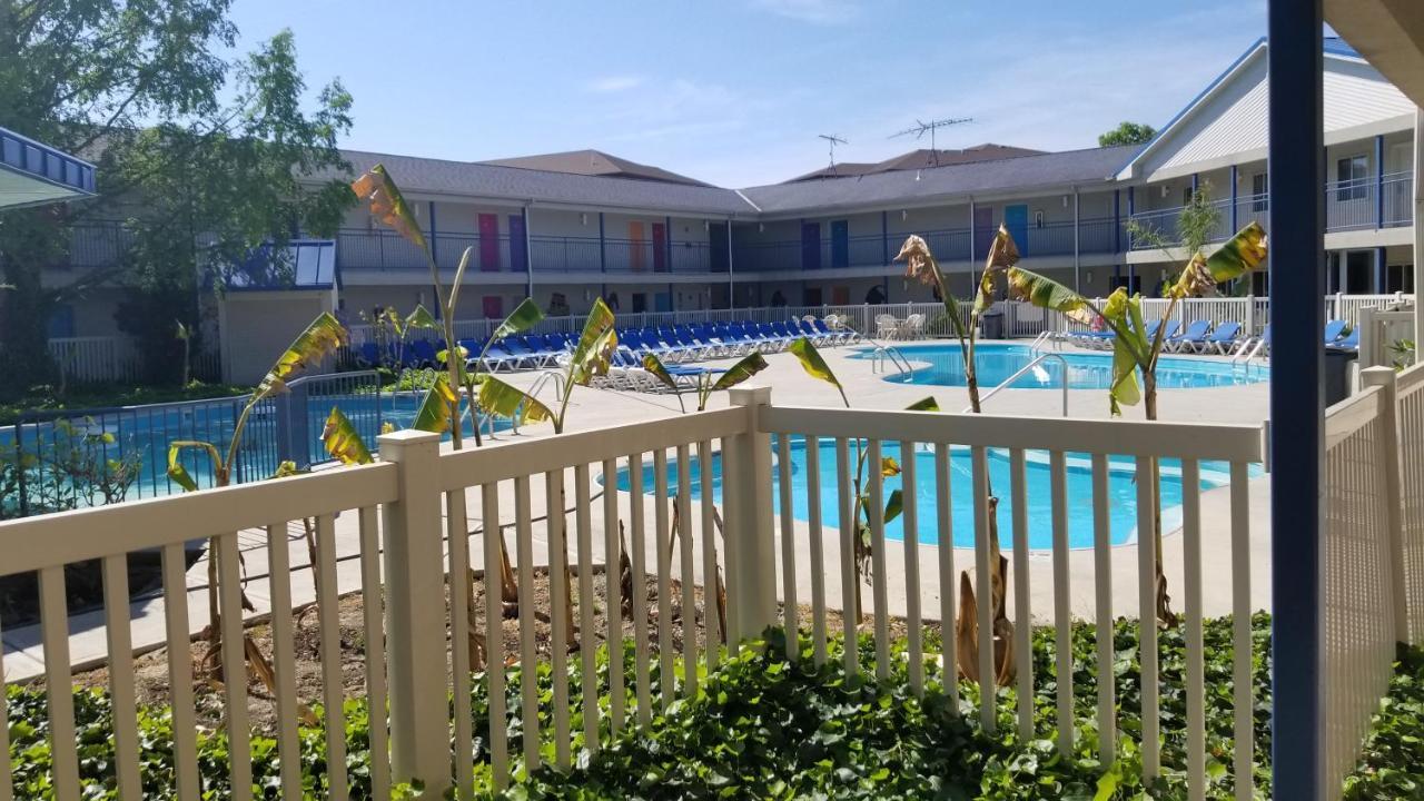 Islander Hotel Put-in-Bay